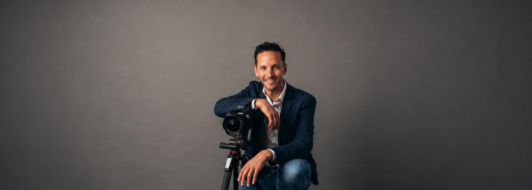 Portrait d’Alexis Delespierre, photographe B2B